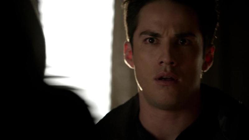 Дневники вампира - 5 сезон - 22 серия