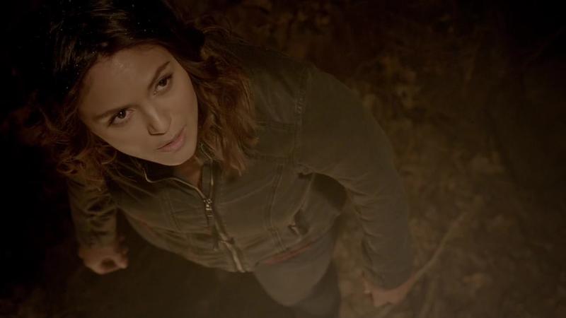 Дневники вампира - 7 сезон - 15 серия