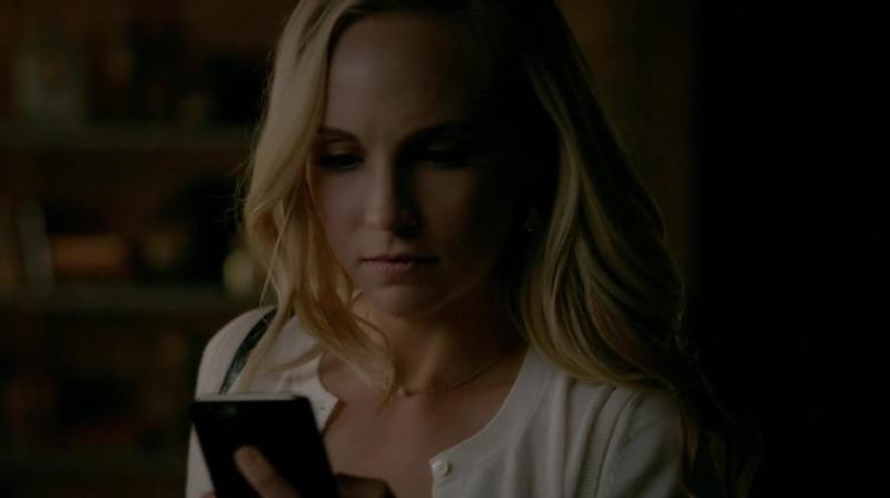 Дневники вампира - 8 сезон - 1 серия